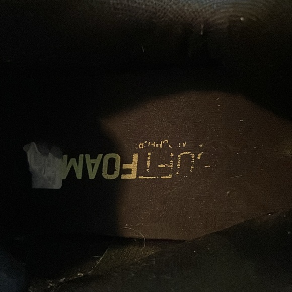 EUC Puma runners! Worn twice sz 10 mens 11 woman’s - Picture 6 of 10